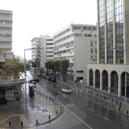 Skin Suites-Luxury Living Nikosia Exterior foto