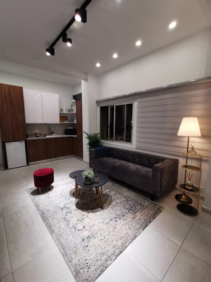 Skin Suites-Luxury Living Nikosia Exterior foto