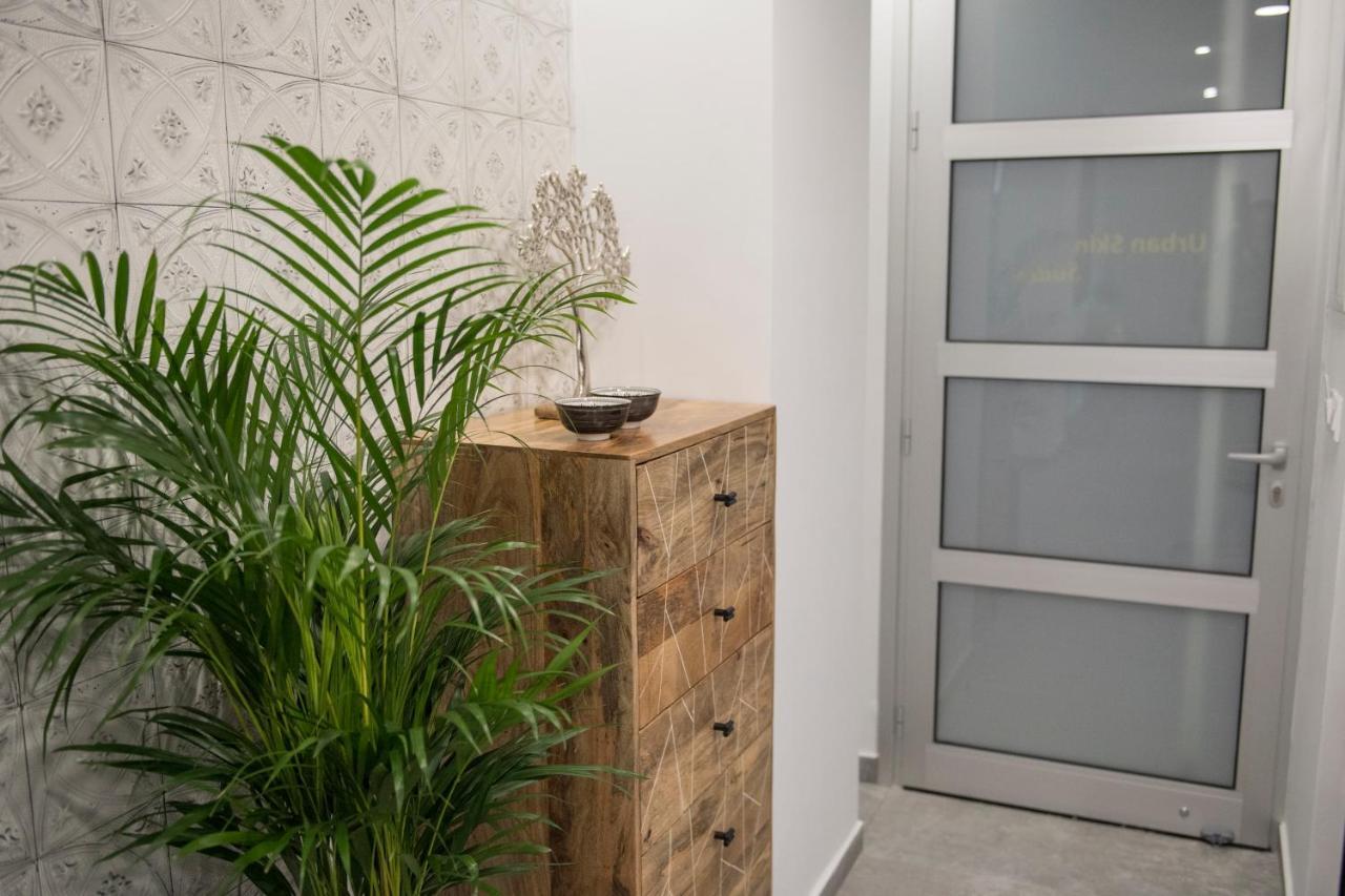 Skin Suites-Luxury Living Nikosia Exterior foto