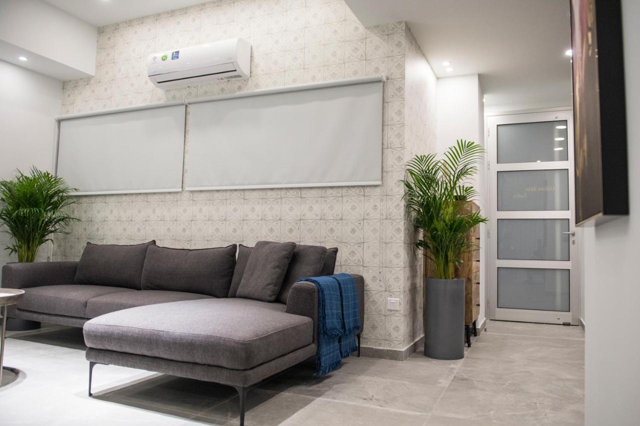 Skin Suites-Luxury Living Nikosia Exterior foto